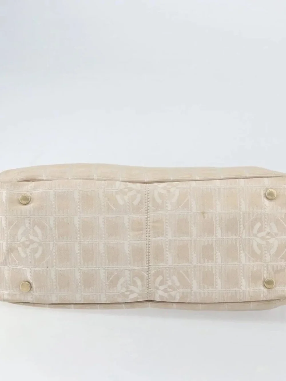 CHANEL New Travel Line Tote Bag Beige Gold CC Auth 158686